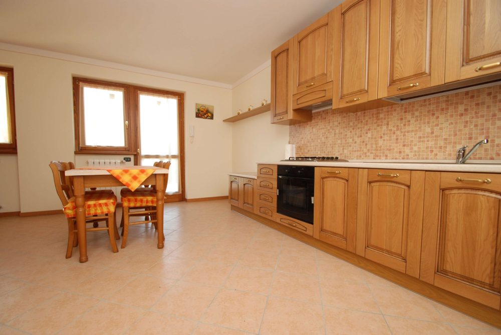 Residenza Il Bosco Openspace Valle Imagna Roncola soggiorno e cucina