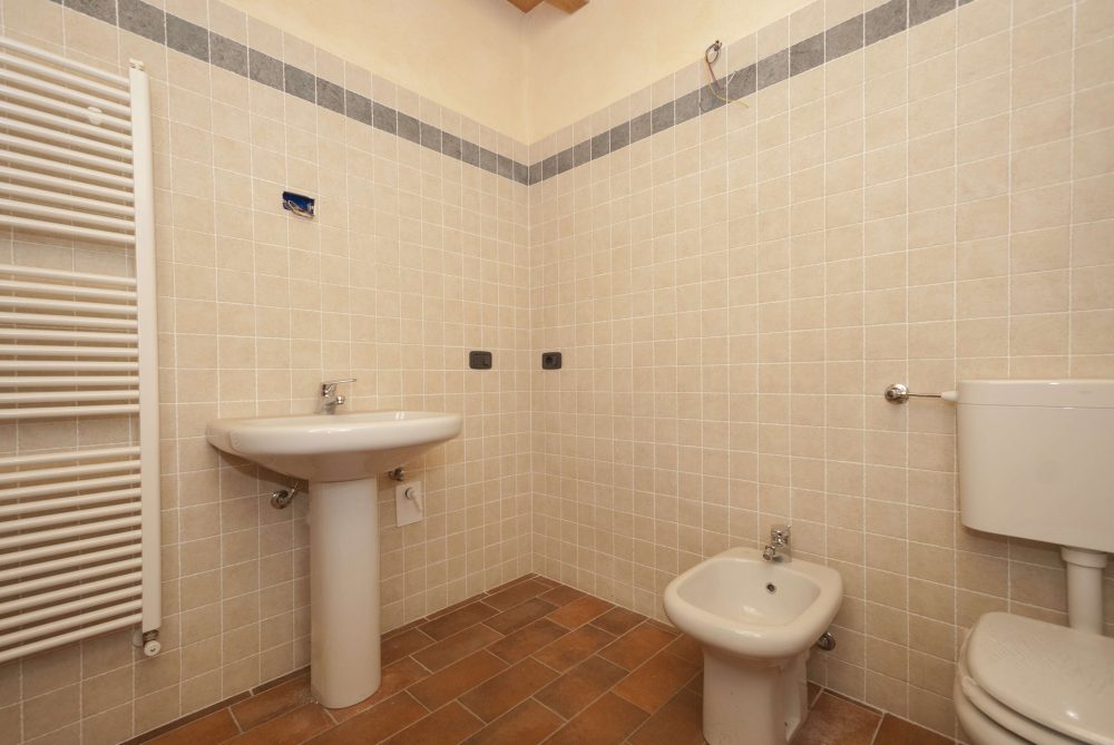 bagno villino Borgo Antico di Oneta val seriana