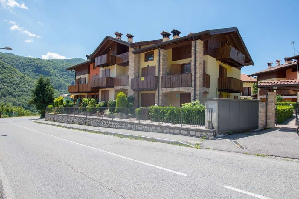 case in montagna nelle valli bergamasche