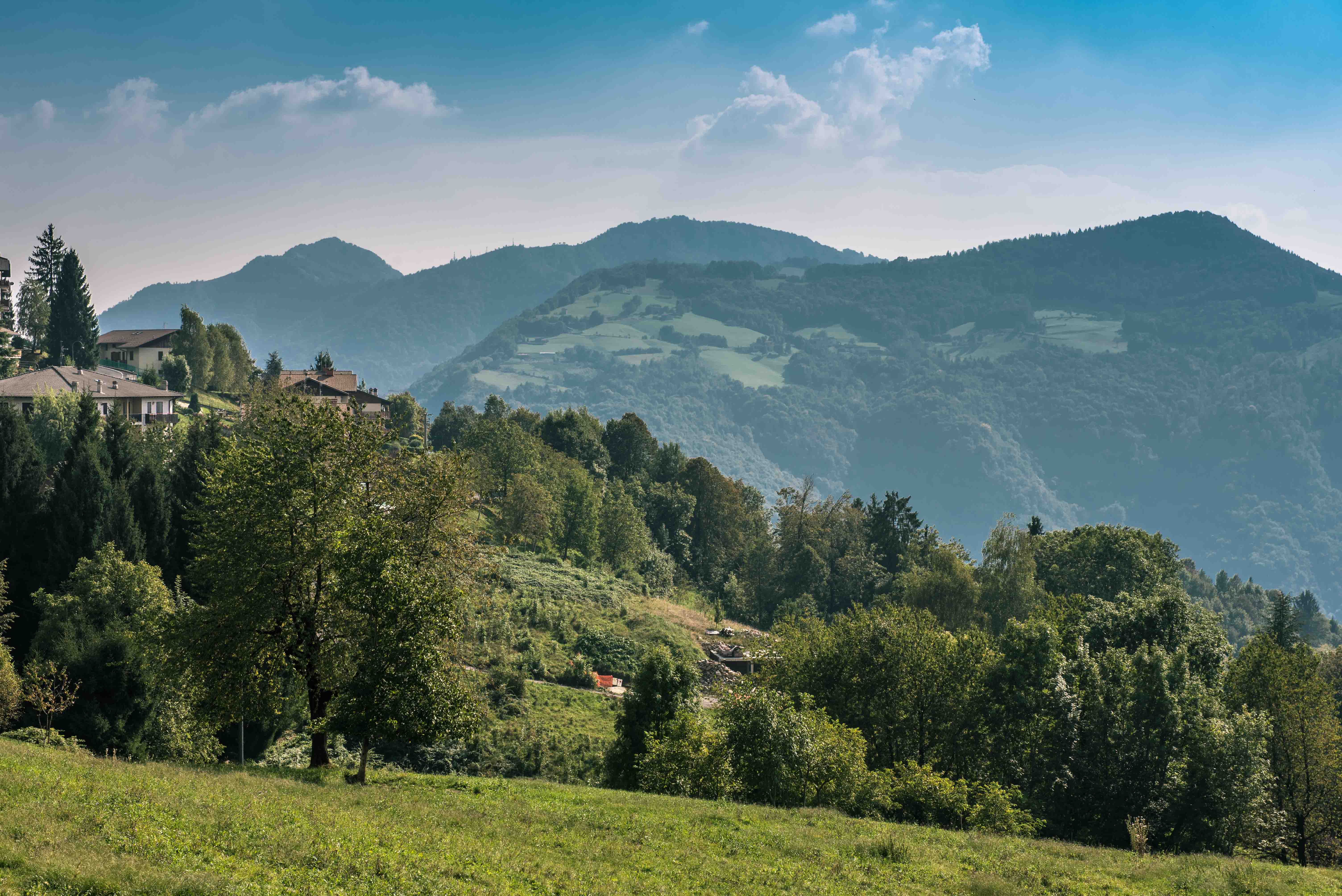 paesaggio dalla casa in montagna